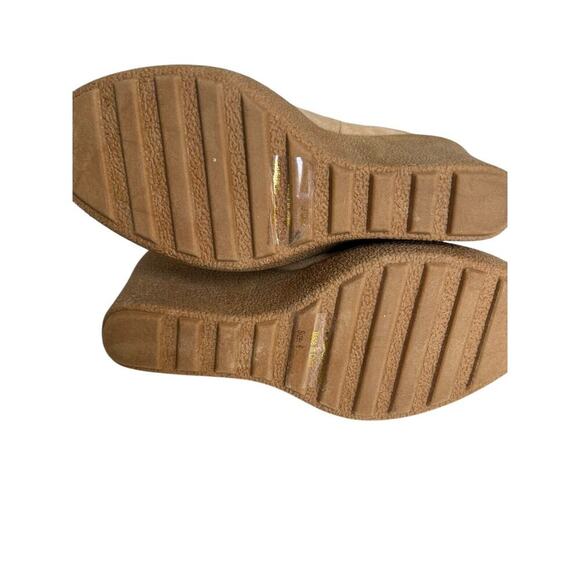 Wild Diva Boots Size 6 Selina Natural Wedge Ankle Suede Fur Lined Round Toe - Picture 9 of 13